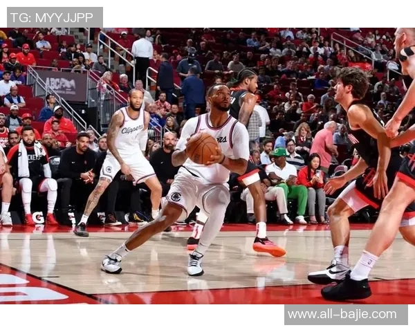 快船迎来赛季首个三连胜登卡单打与射手群默契配合助力球队表现提升